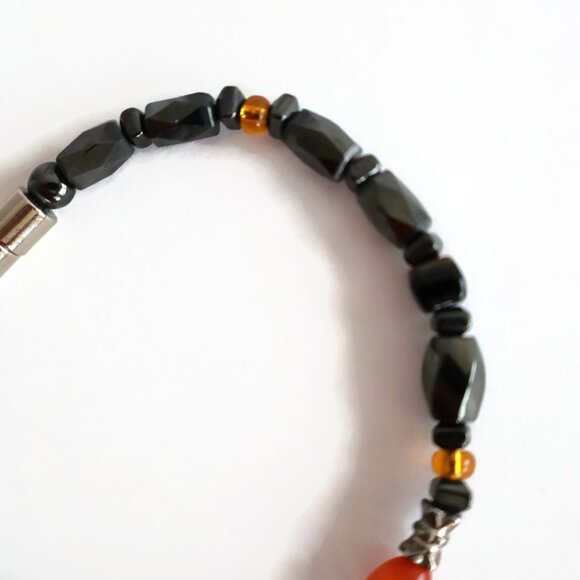 Magnetic Bracelet - Hermatite beads - orange bead - Picture 7 of 7